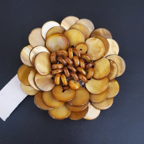 Tasha For Nordstrom Mother of Pearl Disc Blooming Flower Pin Brooch New with Tag - Picture 6 of 8